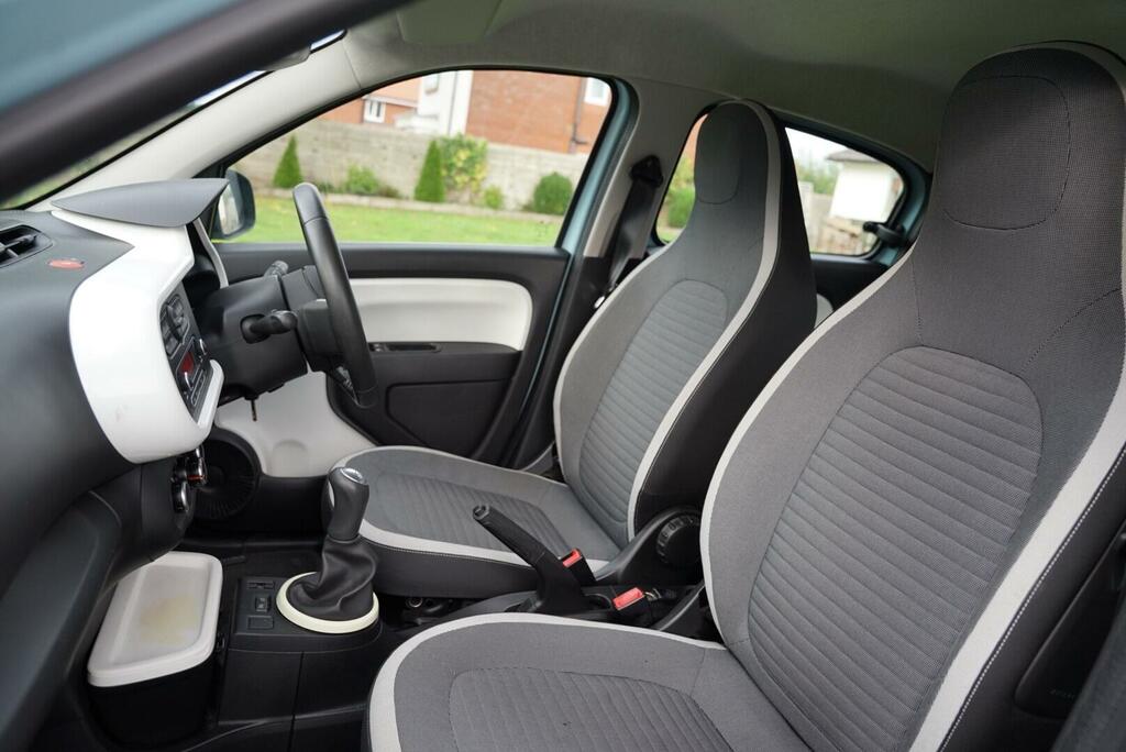 Renault Twingo 1.0 Dynamique Sce Ss 70 Bhp White #25