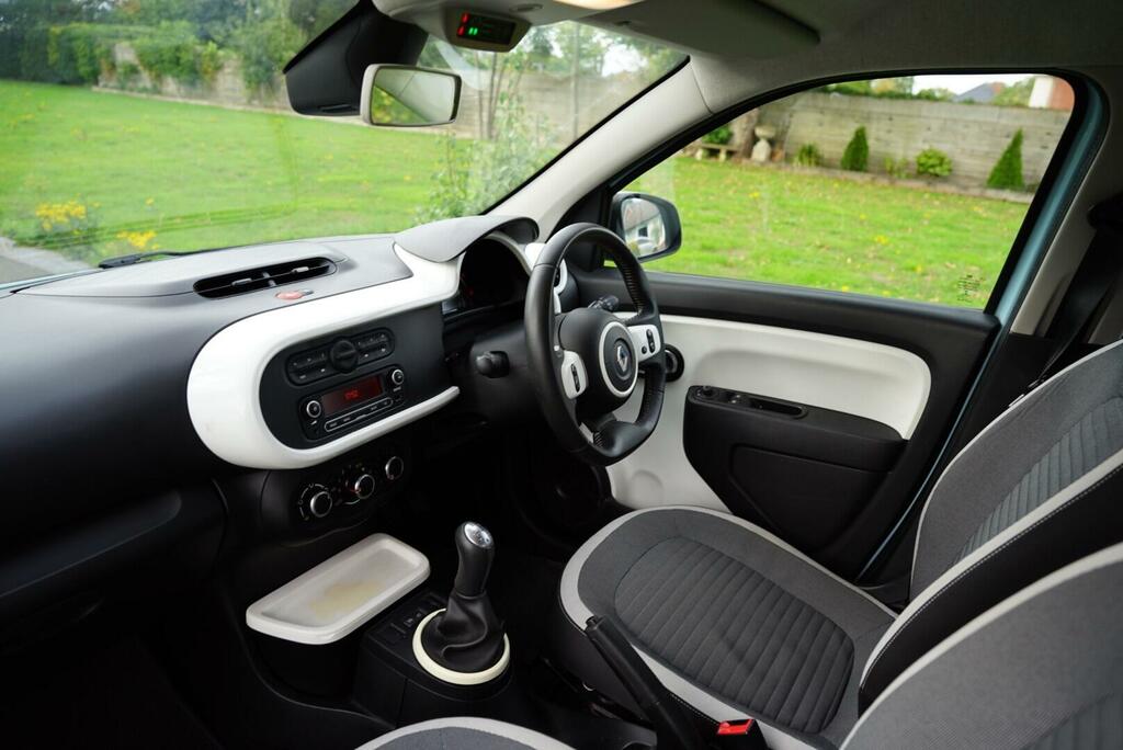 Renault Twingo 1.0 Dynamique Sce Ss 70 Bhp White #19