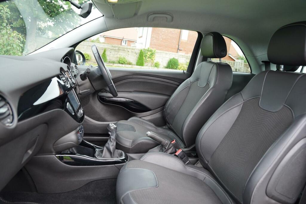 Vauxhall Adam Energised White #24