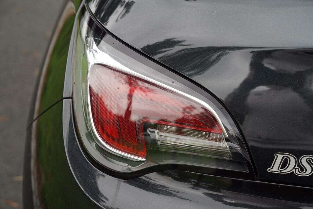 Vauxhall Adam Energised White #25
