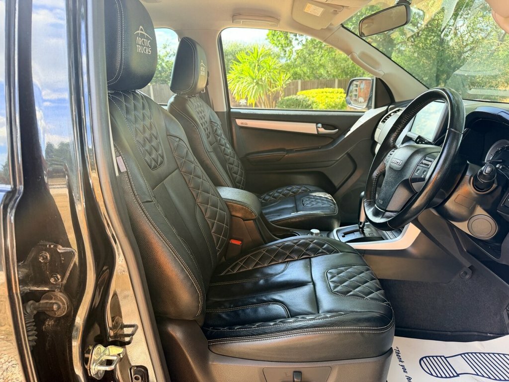 Isuzu D-Max 1.9L At35 Stealth Black #4