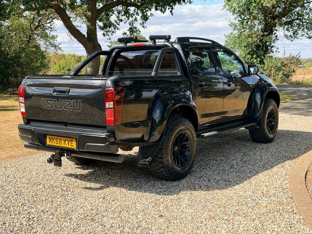 Isuzu D-Max D-max Yukon Silver #10