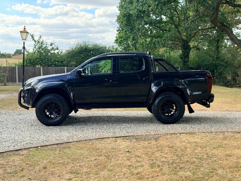 Isuzu D-Max 1.9L At35 Stealth Black