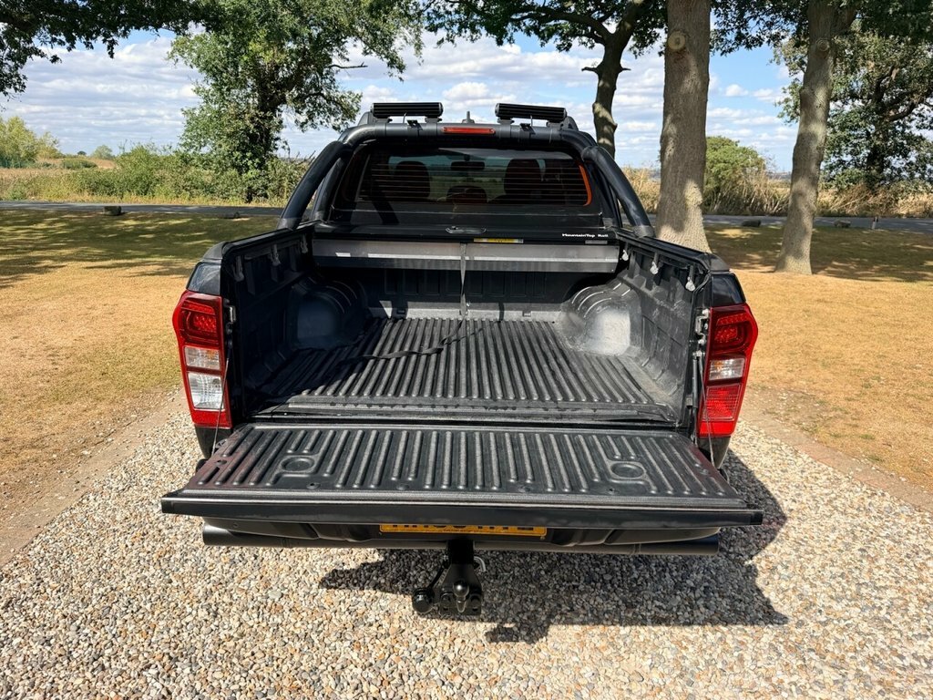 Isuzu D-Max D-max Yukon Silver #28