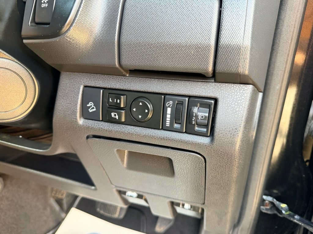 Isuzu D-Max D-max Yukon Silver #33