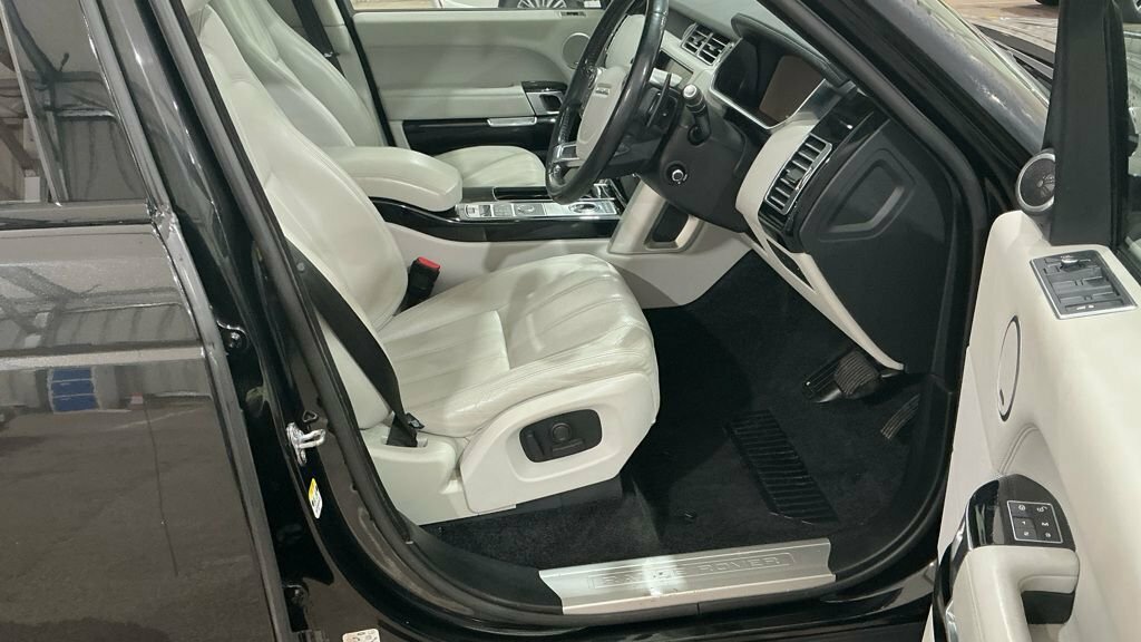 Land Rover Range Rover Suv White #8
