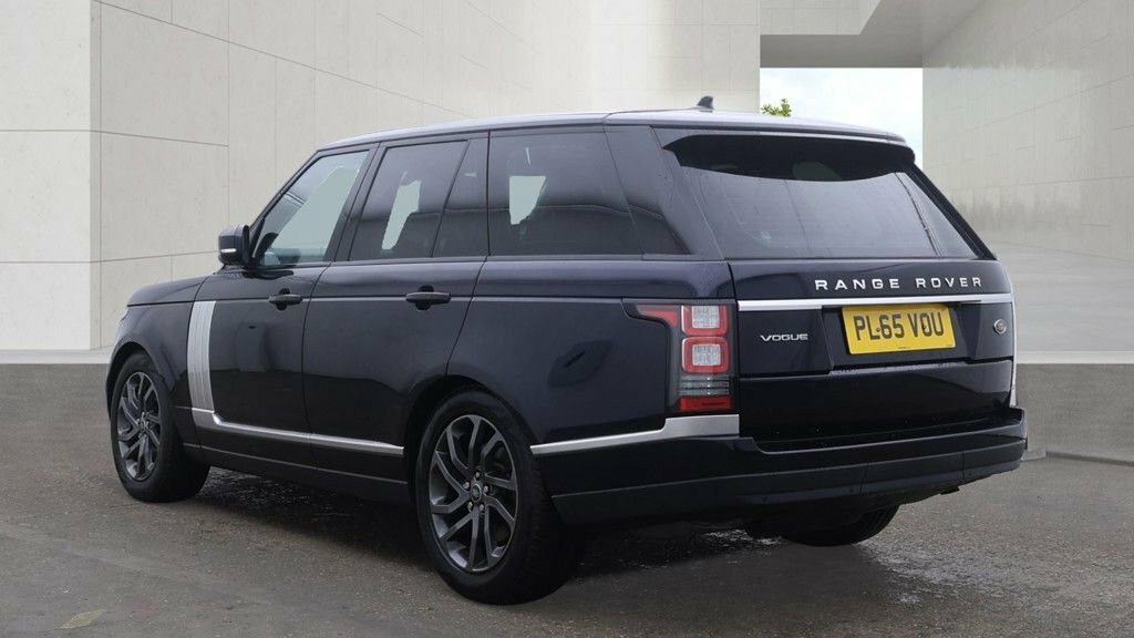 Land Rover Range Rover 3L Vogue Black #4