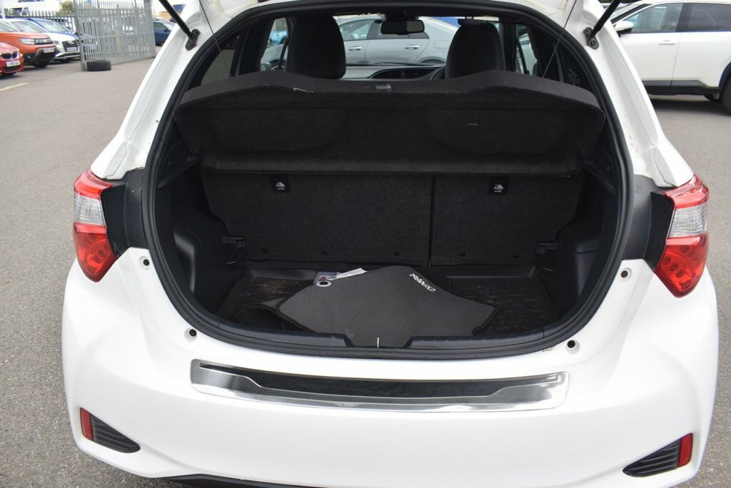 Toyota Yaris Excel Silver #17