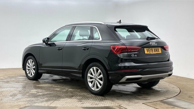 Audi Q3 Tfsi Cod 35 Sport VE19ANX Black #2