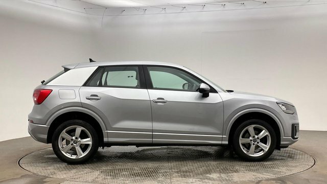 Audi Q2 Tfsi 30 Sport Suv SK19DZN Silver #4