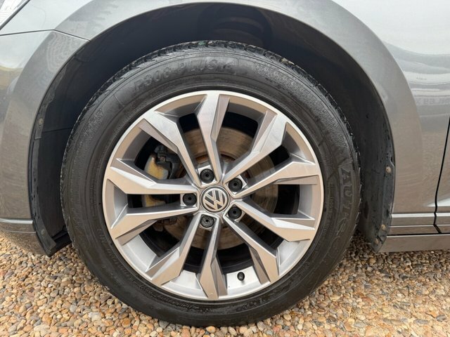 Volkswagen Passat Tdi Se Business Estate Grey #5