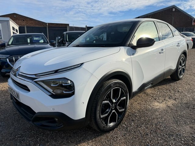 Citroen e-C4 Shine Plus Hatchback White #2