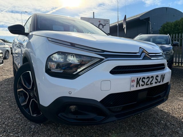 Citroen e-C4 Shine Plus Hatchback White
