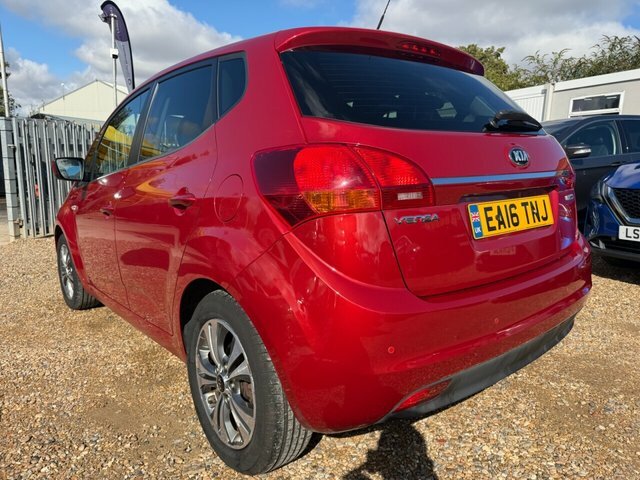 Kia Venga Sr7 Mpv Red #3