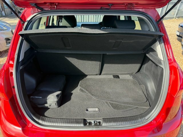 Kia Venga 1.4 2 Euro 6 S S Silver #7
