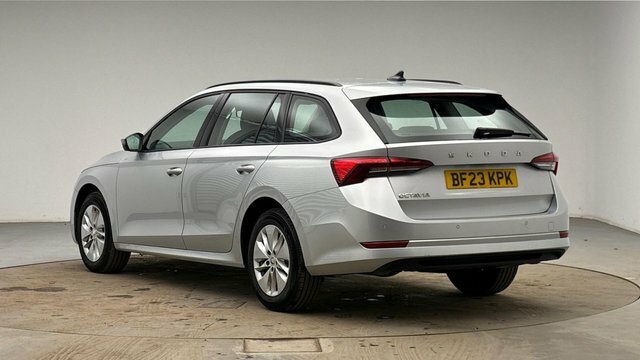 Skoda Octavia 1.5 Tsi Se L 2023 Silver #3