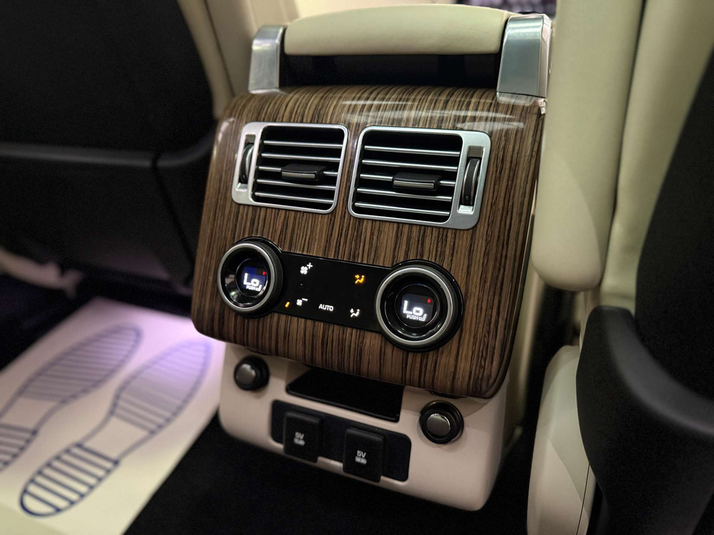 Land Rover Range Rover Core Black #23