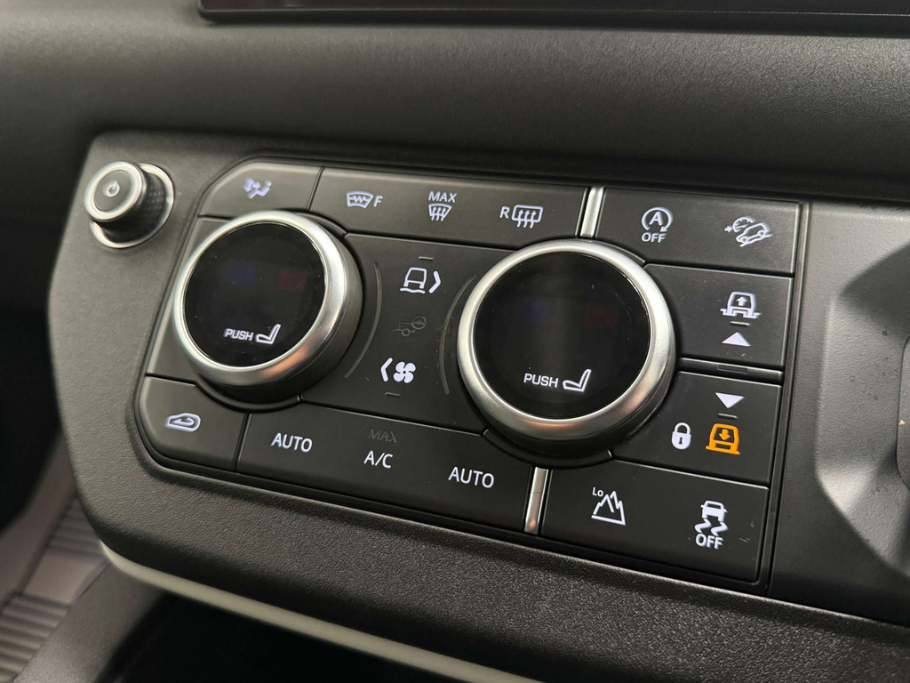 Land Rover Defender 2.0 Defender X-dynamic  #26