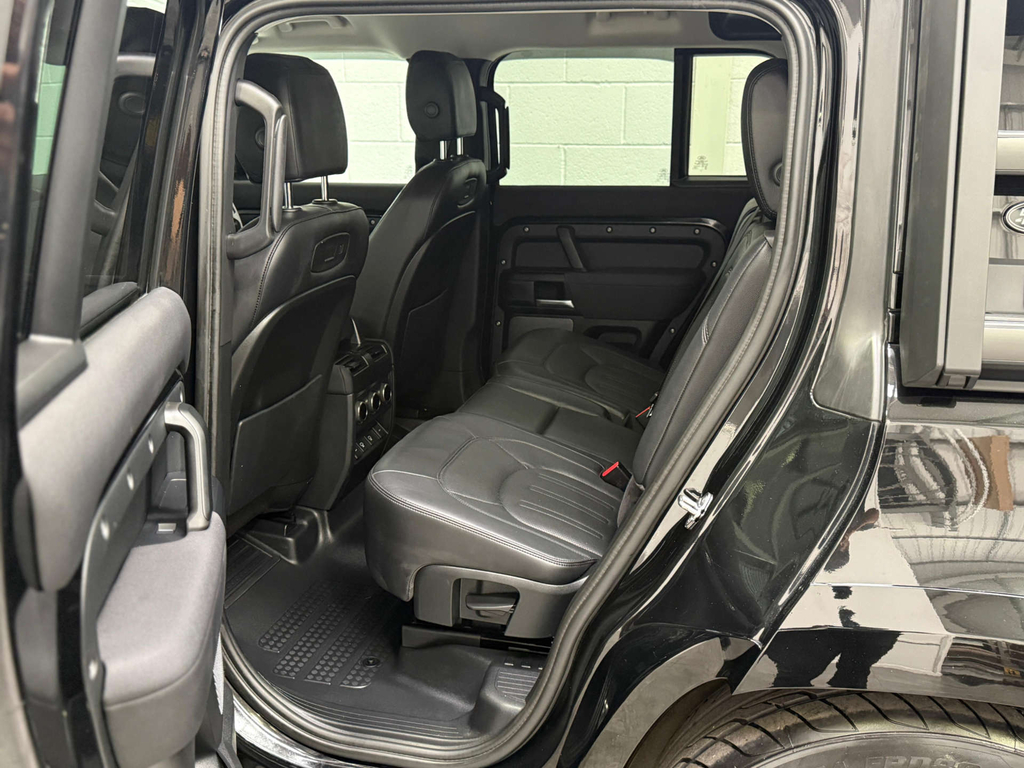 Land Rover Defender 2.0 Defender X-dynamic  #21