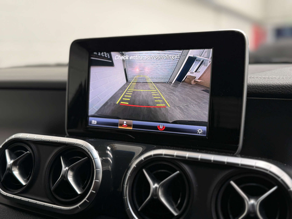 Mercedes-Benz X Class X250 D 4Matic Black #22