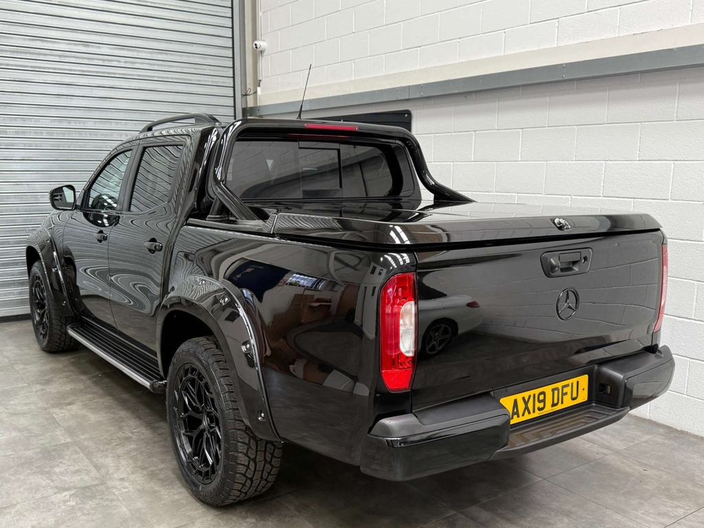 Mercedes-Benz X Class X250 D 4Matic Black #8