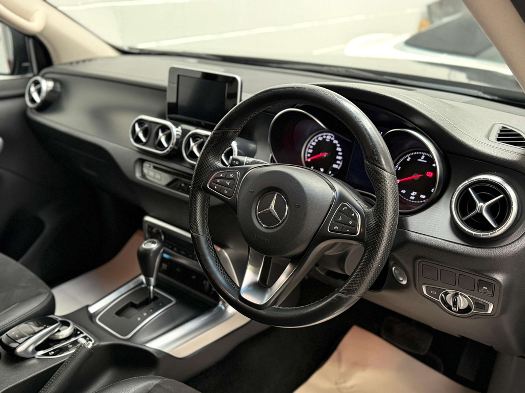 Mercedes-Benz X Class X250 D 4Matic Black #12