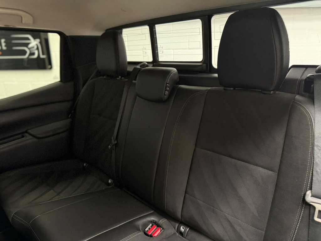 Mercedes-Benz X Class X250 D 4Matic Black #19