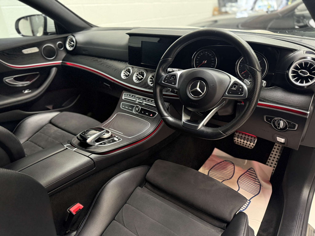 Mercedes-Benz E Class E300 Amg Line Premium Plus 9G-tronic Black #16