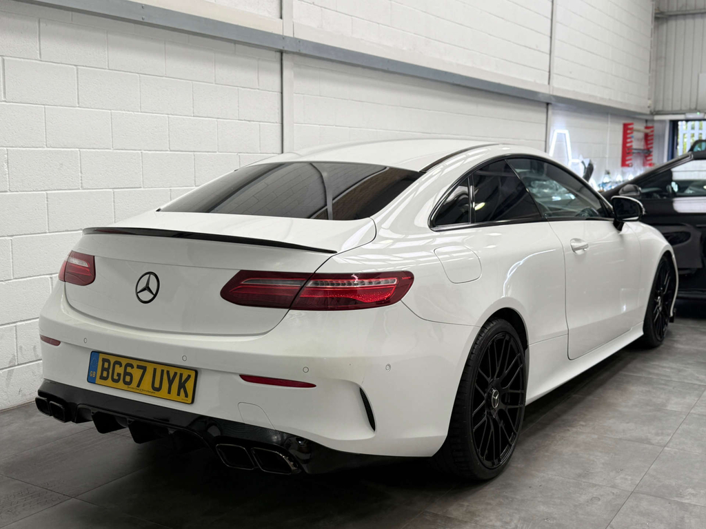 Mercedes-Benz E Class E300 Amg Line Premium Plus 9G-tronic Black #8