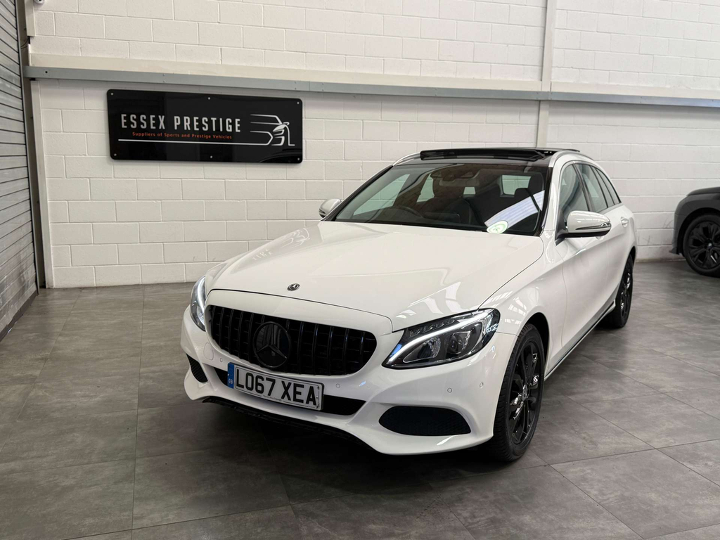 Mercedes-Benz C Class Amg C 63 S Premium #9
