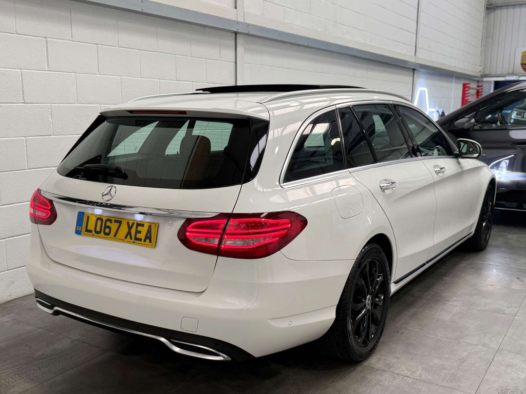 Mercedes-Benz C Class Amg C 63 S Premium #6