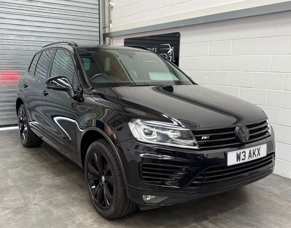 Volkswagen Touareg V6 R-line Tdi Bluemotion Technology 4Wd