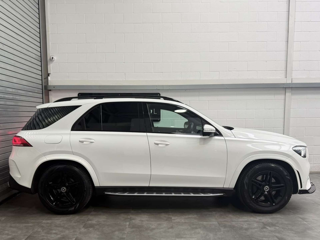 Mercedes-Benz GLE Class Amg Line Premium D 4Matic 4Wd White #3