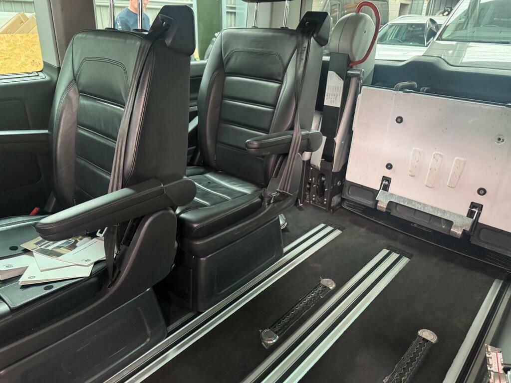 Volkswagen Caravelle 2.0 Tdi Bluemotion Tech 199 Executive Dsg Grey #4