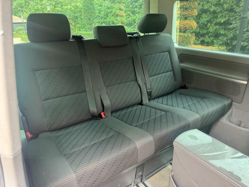 Volkswagen Caravelle 2.0 Tdi Bluemotion Tech Executive Mpv Silver #6