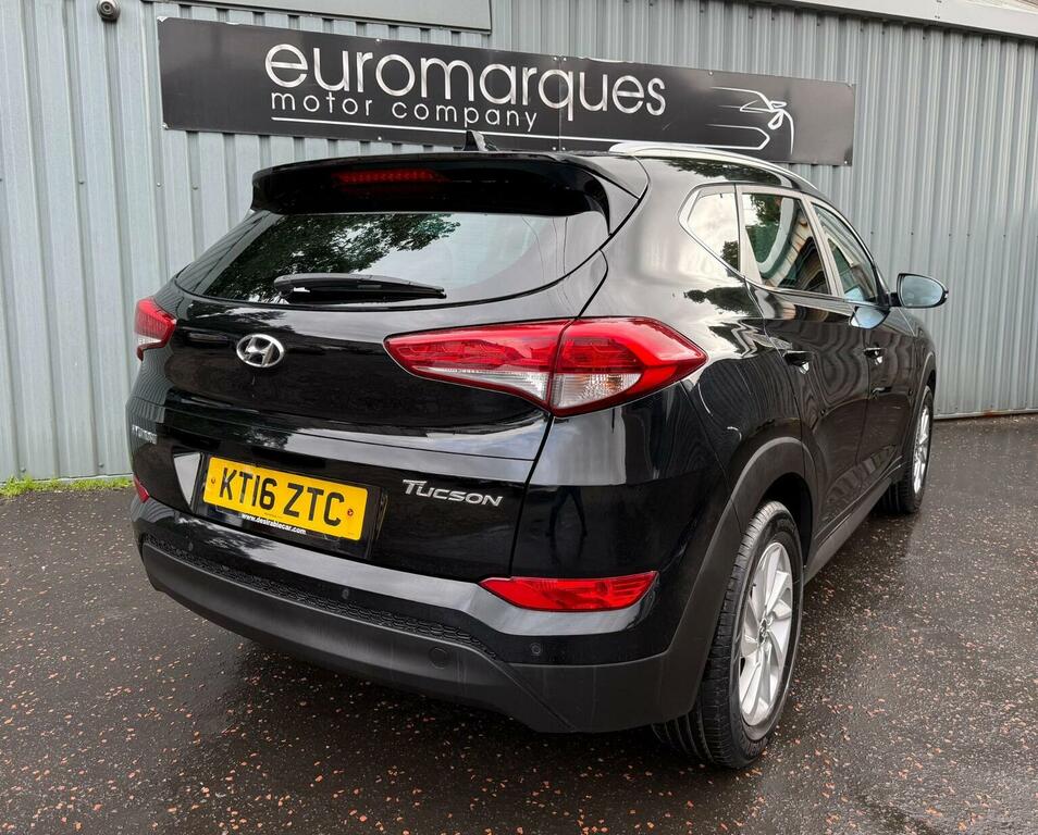 Hyundai Tucson 1.7 Crdi Blue Drive Premium Euro 6 Ss Black #4