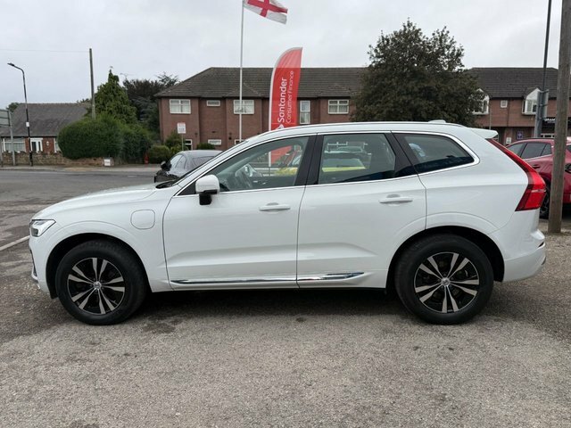 Volvo XC60 2022 2.0H T6 Recharge 18.8Kwh Core Suv White #6