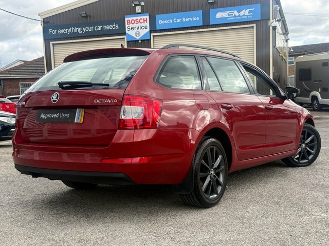 Skoda Octavia Vrs Yellow #8