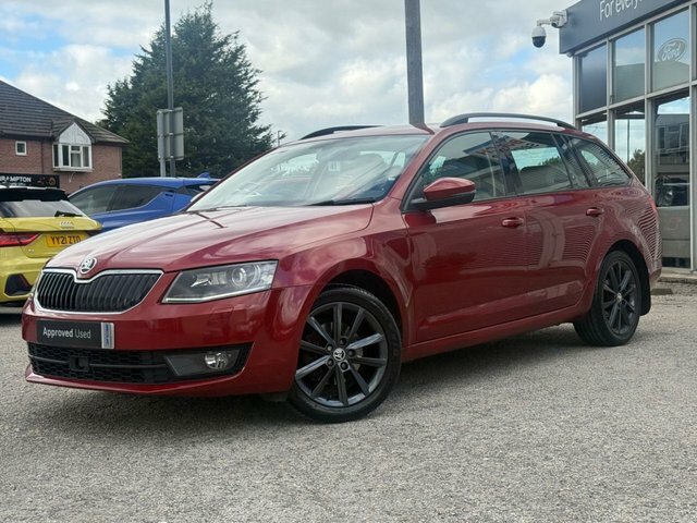 Skoda Octavia 2015 1.4 Tsi Elegance Estate Eur Red #3