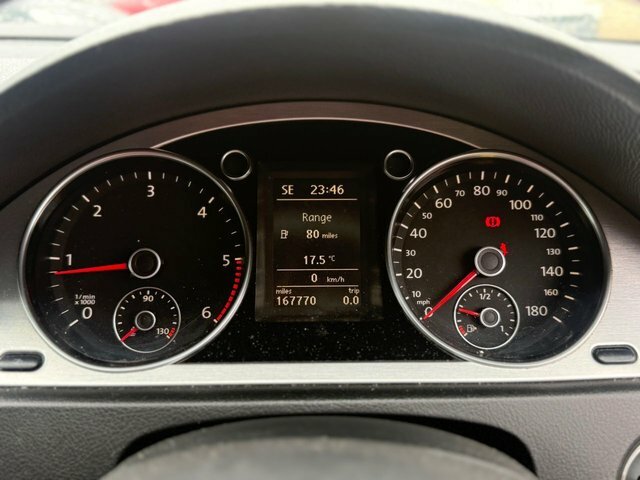 Volkswagen CC Saloon 2.0 Black #38