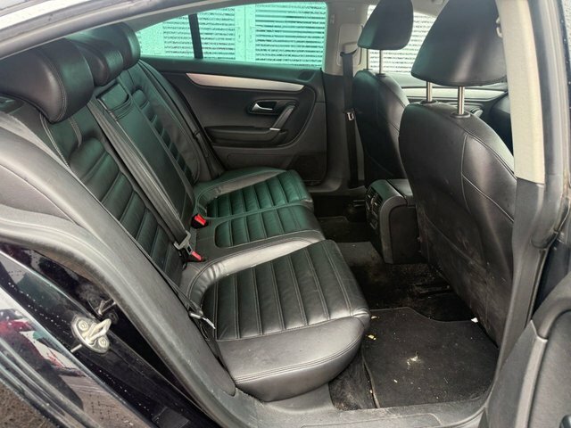 Volkswagen CC Saloon 2.0 Black #14