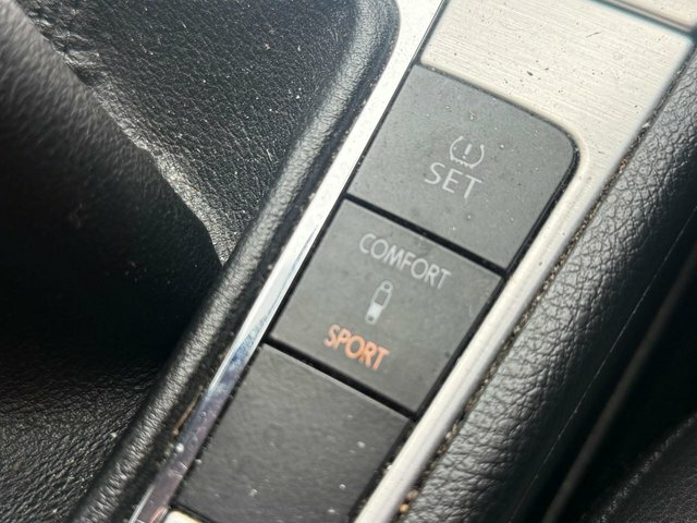Volkswagen CC Saloon 2.0 Black #27