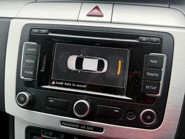 Volkswagen CC Saloon 2.0 Black #31