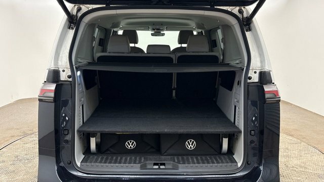 Volkswagen ID.Buzz Life Black #7