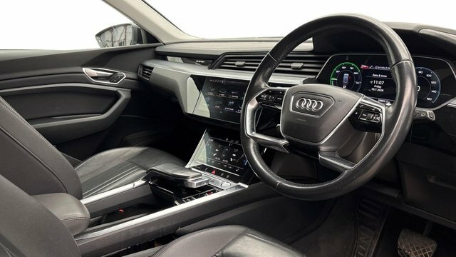 Audi E-tron 55 Suv Quattro 95Kwh 408 Ps Black #6