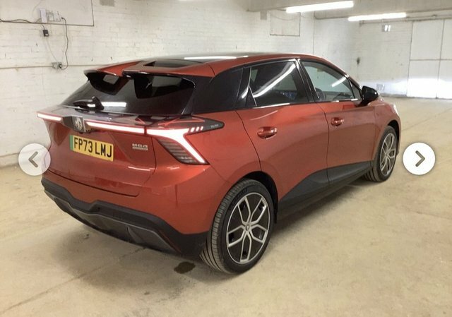 MG MG4 77Kwh Trophy Extended Range Hatchback Red #5