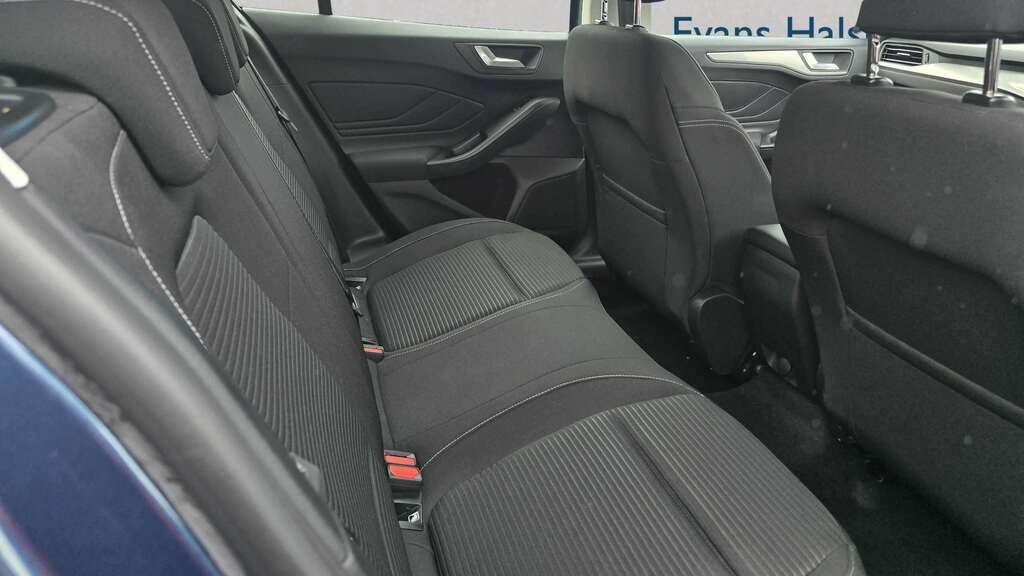 Ford Focus 1.0 Ecoboost Hybrid Mhev Titanium 2023 Blue #6