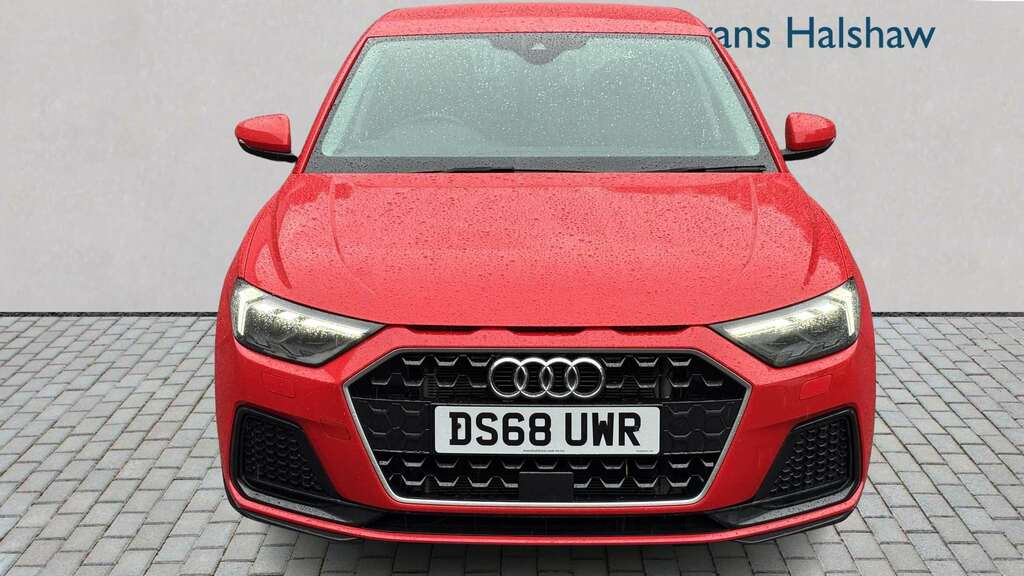Audi A1 30 Tfsi Sport 2018 DS68UWR Red #4