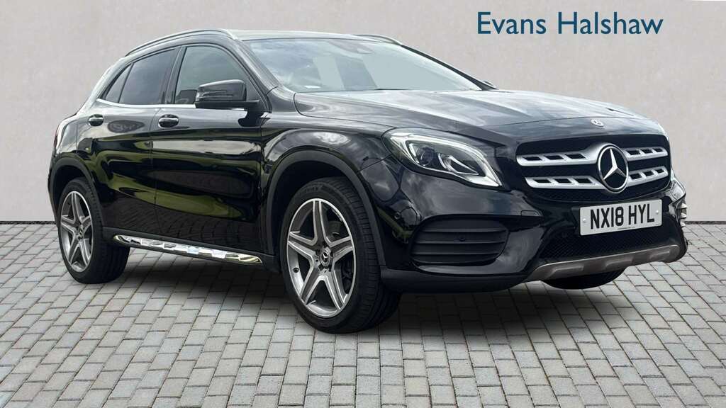 Mercedes-Benz GLA Class 220D 4Matic Amg Line Premium 2018 Black