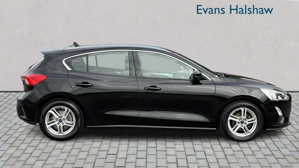 Ford Focus 1.0 Ecoboost 125 Zetec 2018 EU68MXJ Black #6